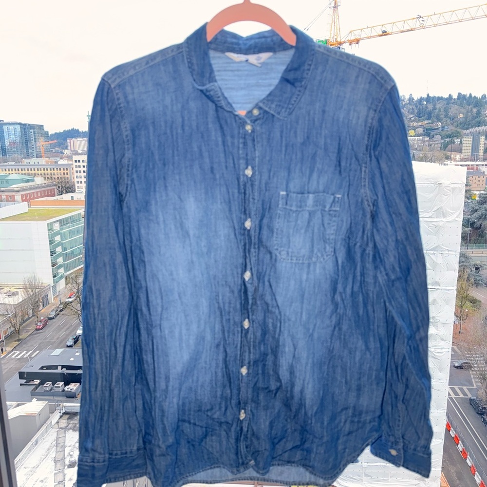 Old Navy The Classic Shirt Button Down Denim